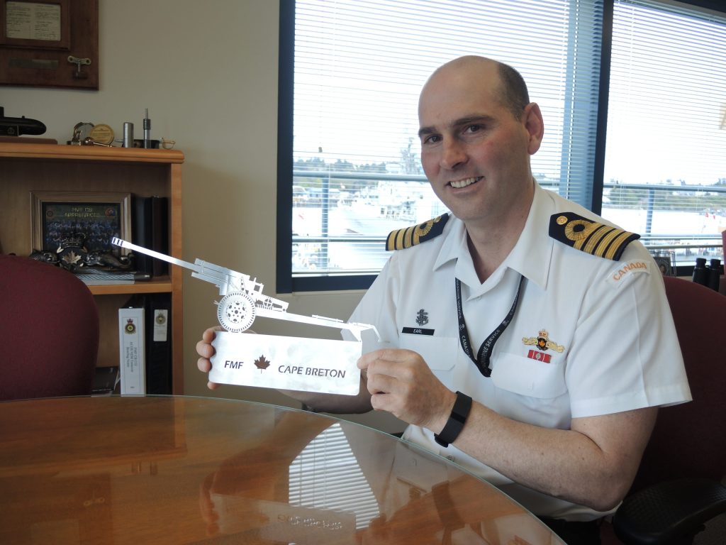 Capt(N) Christopher Earl