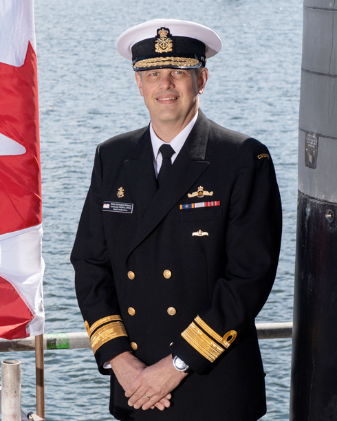 Royal Canadian Navy : Pacific Navy News