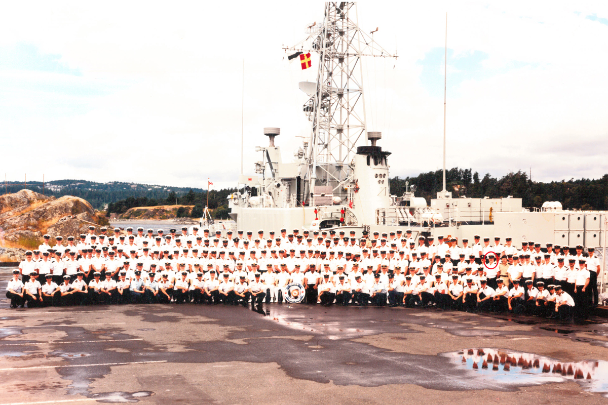 t(N) Richard Rowe of HMCS Venture is circled in red, in this HMCS Kootenay Change of Command Ceremony photo from June 1992. Credit: RCN File Photo
