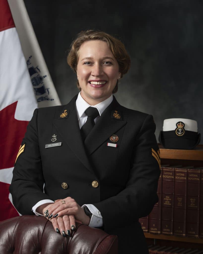 A portrait of Master Sailor (MS) Heather Van Manen, Formation Master Sailor of Maritime Forces Pacific/Joint Task Force Pacific (MARPAC/JTFP). Photo: Sailor 1st Class (S1) Kyle Maguire, MARPAC Imaging