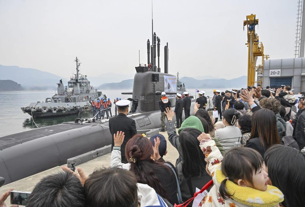 ROKS Dosan Ahn Chang-ho and ROKS Daejeon set sail from Jinhae Naval Base on March 25 to participate in naval exercises with the RCN in June. Photo: Republic of Korea Navy