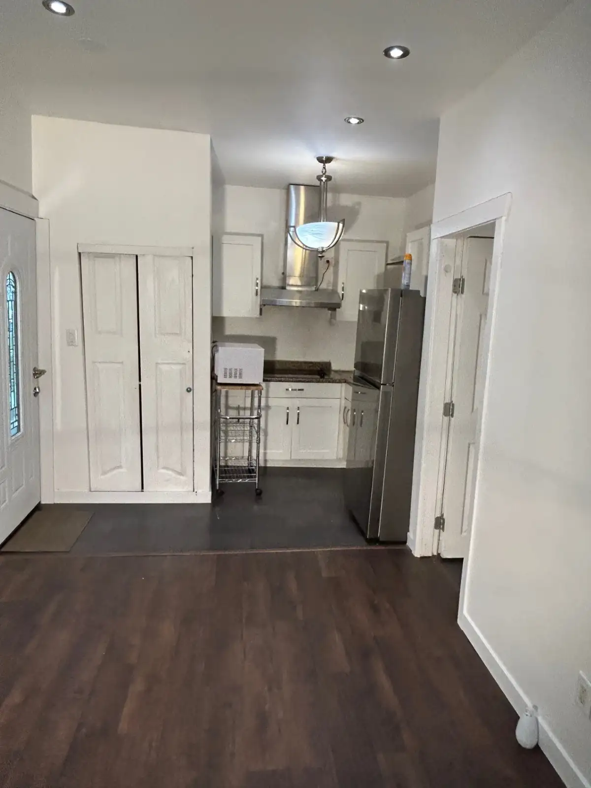 $1500 One Bedroom Suite View Royal