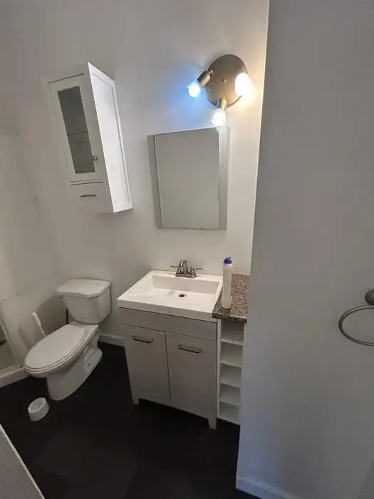 Suite d’une chambre à 1 500 $ à View Royal