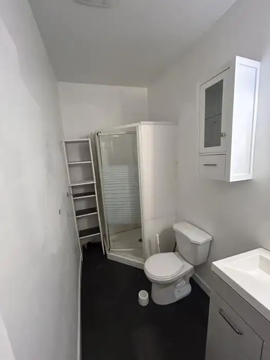 $1500 One Bedroom Suite View Royal