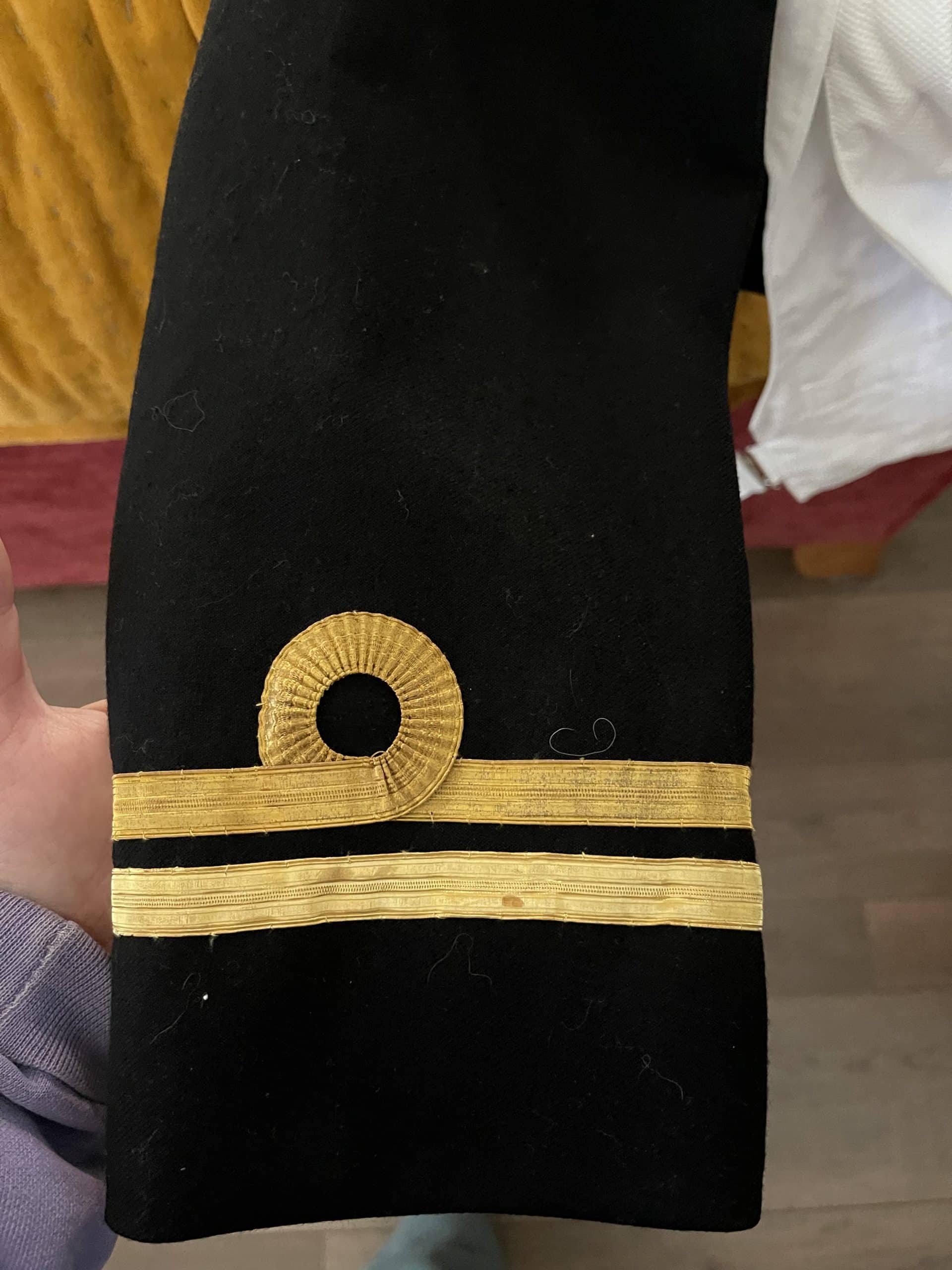 Navy officer mess kit size 40 with gold braid 091825