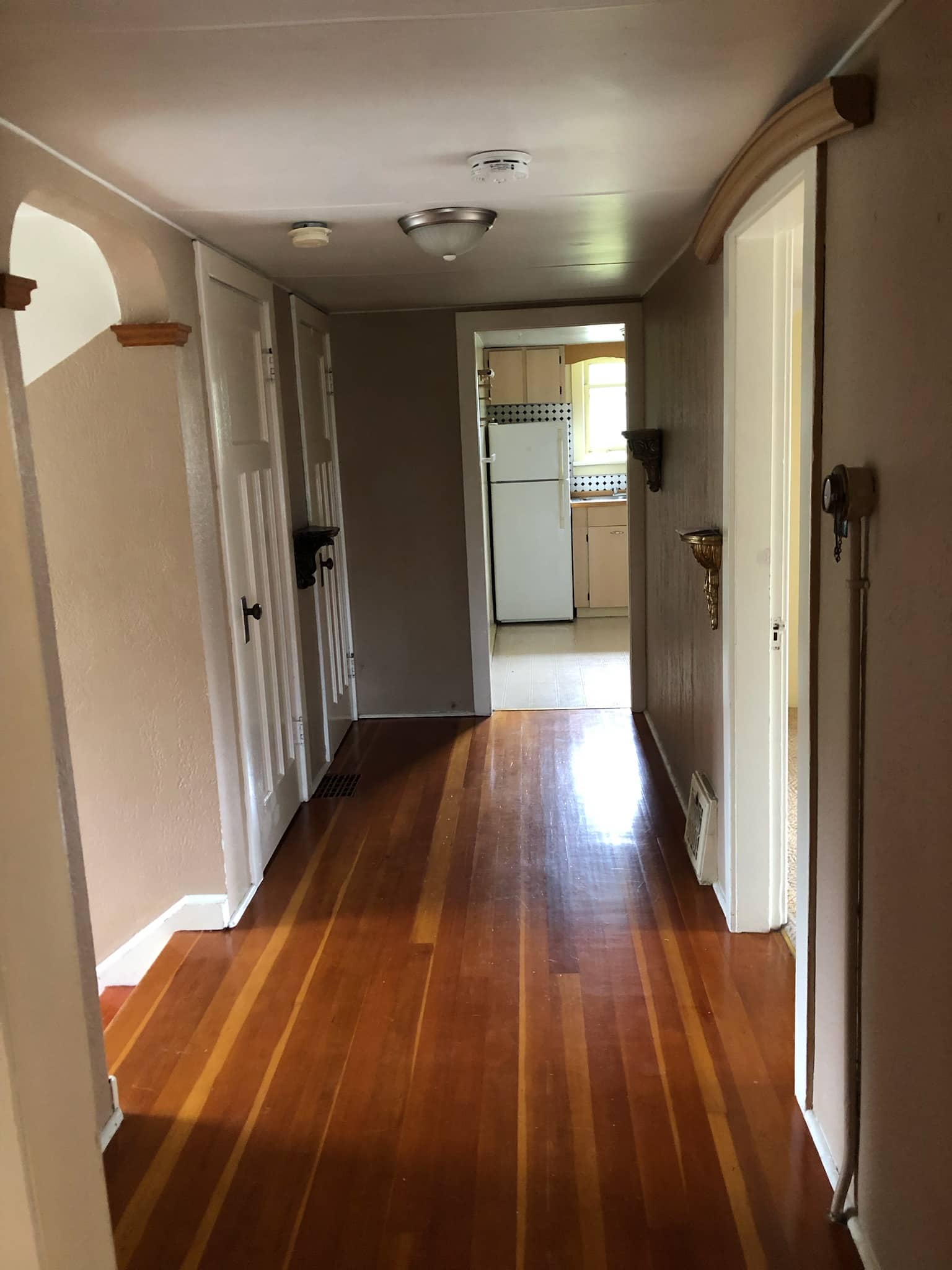 Character Loft Apartment near Swan Lake