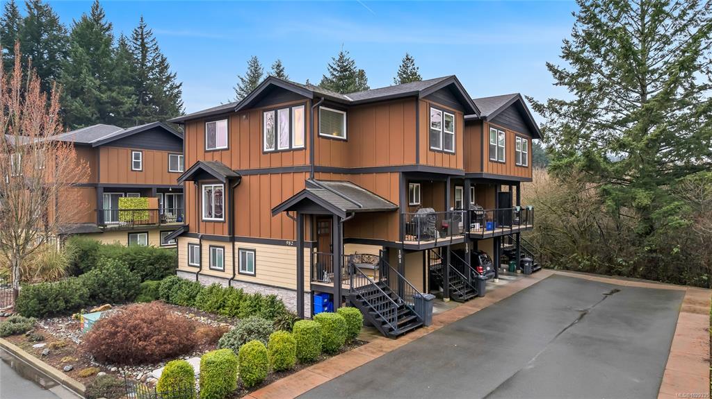 Maison en rangée à Langford : 4 chambres, 4 salles de bain – 659 000 $