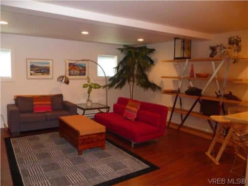 1 bedroom suite to rent in house close to CFB Esquimalt $1,750 / month – Sept 1st